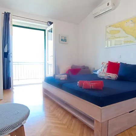 Apartment Mirna *
