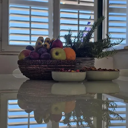 Apartament Mirna *