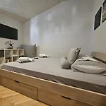 Apartman Mirna *