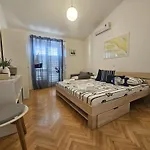 Apartman Mirna *